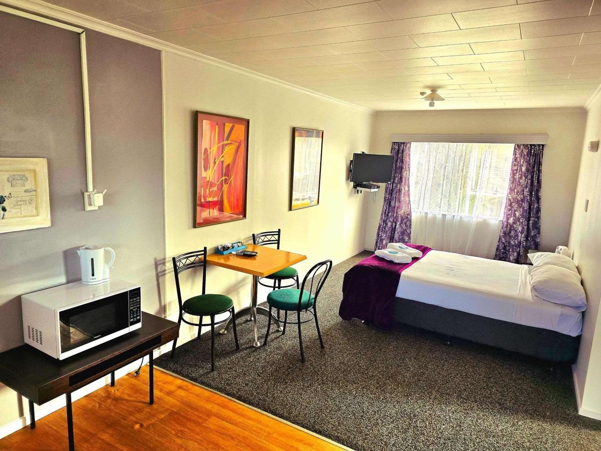 Putaruru Arms Motor Inn Екстериор снимка